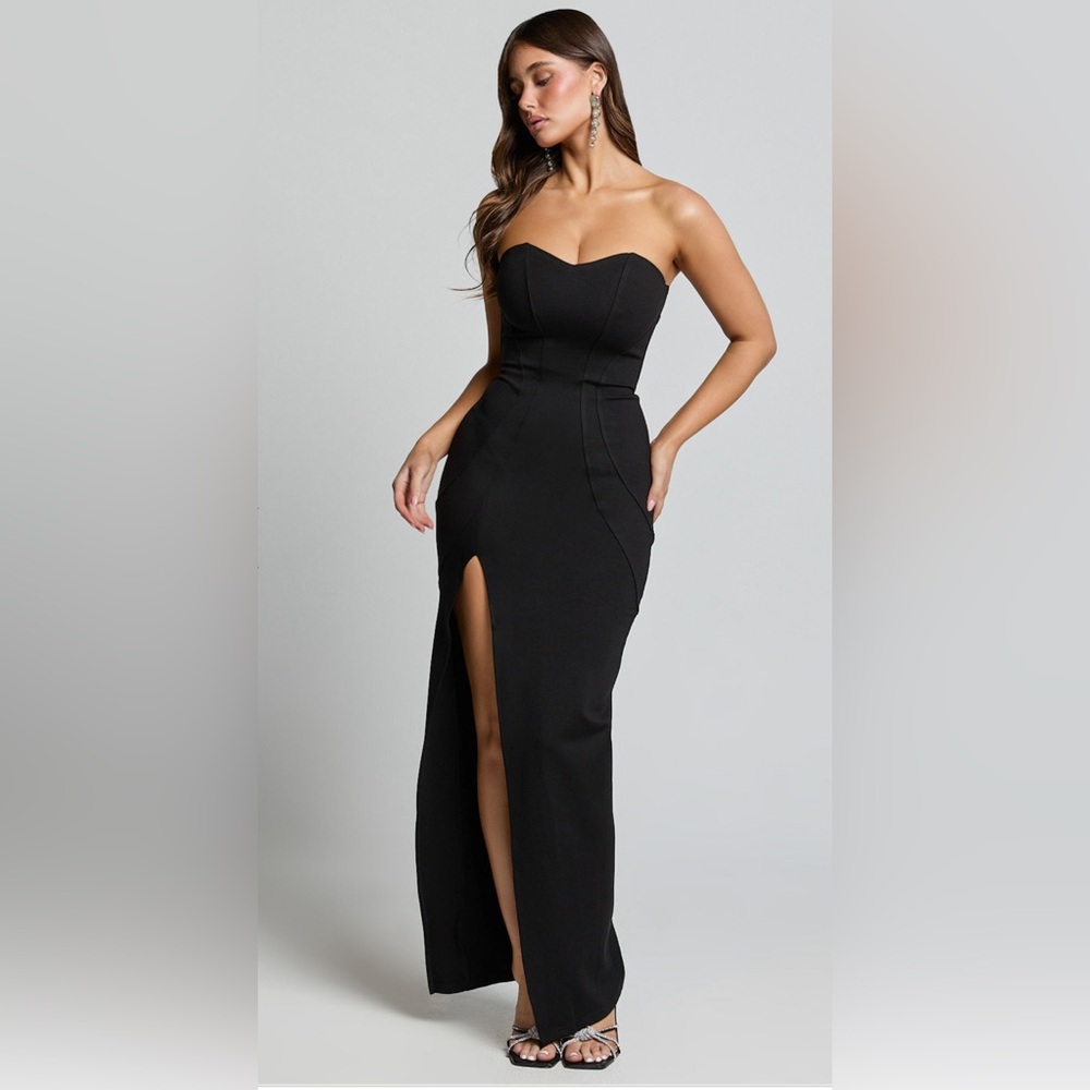 Black strapless dress